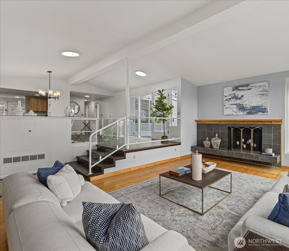 2819 West McGraw Street Seattle, WA 98199 - Photo 18 of 40