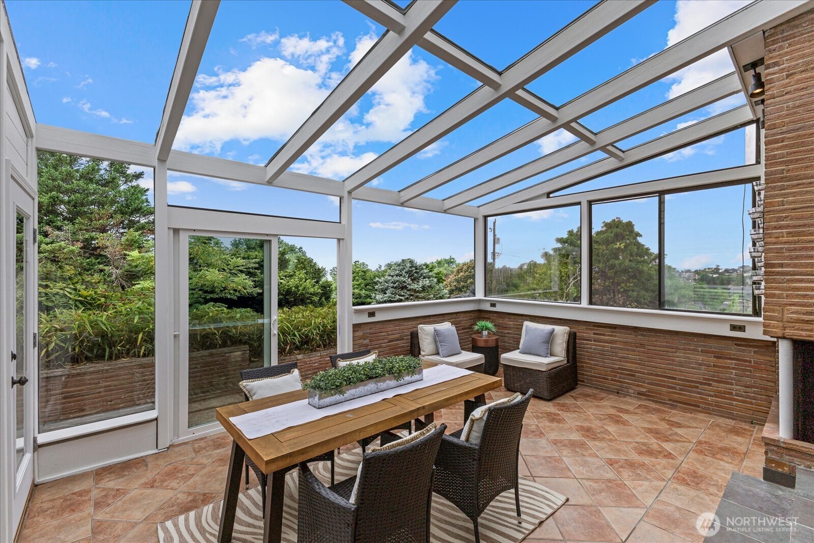 2819 West McGraw Street Seattle, WA 98199 - Photo 20 of 40