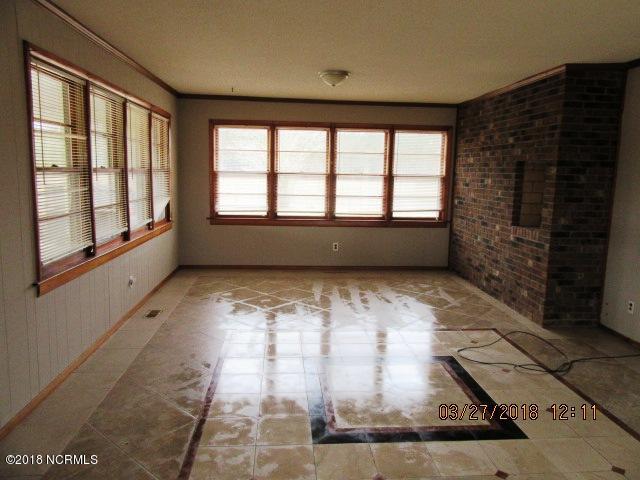 3223 Whortonsville Road Merritt, NC 28556 - Photo 6 of 14 3223 Whortonsville Den