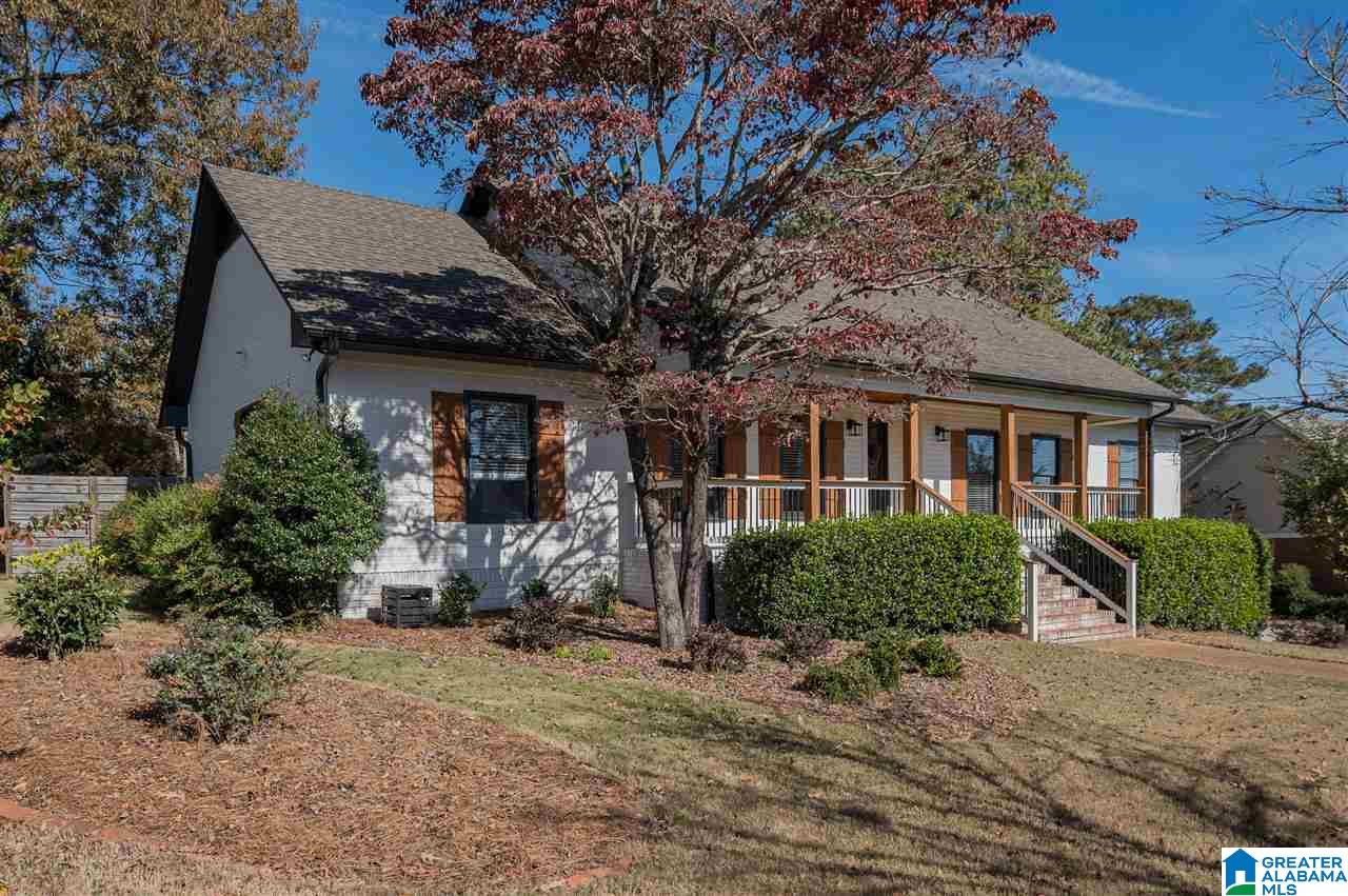 311 Woodward Road Trussville, AL 35173 - Photo 3 of 50
