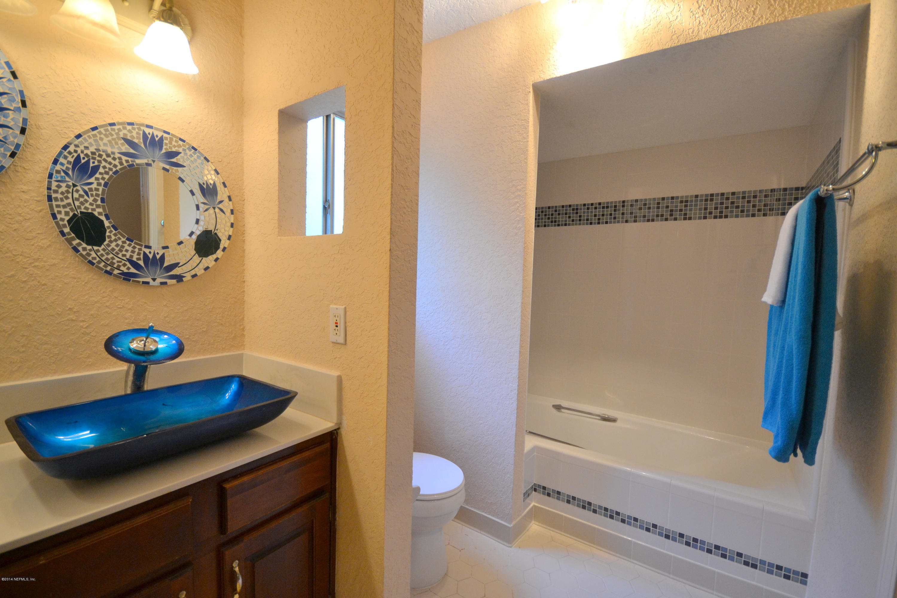 5730 Swamp Fox Road Jacksonville, FL 32210 - Photo 29 of 41 Master Bath Tub and Shower