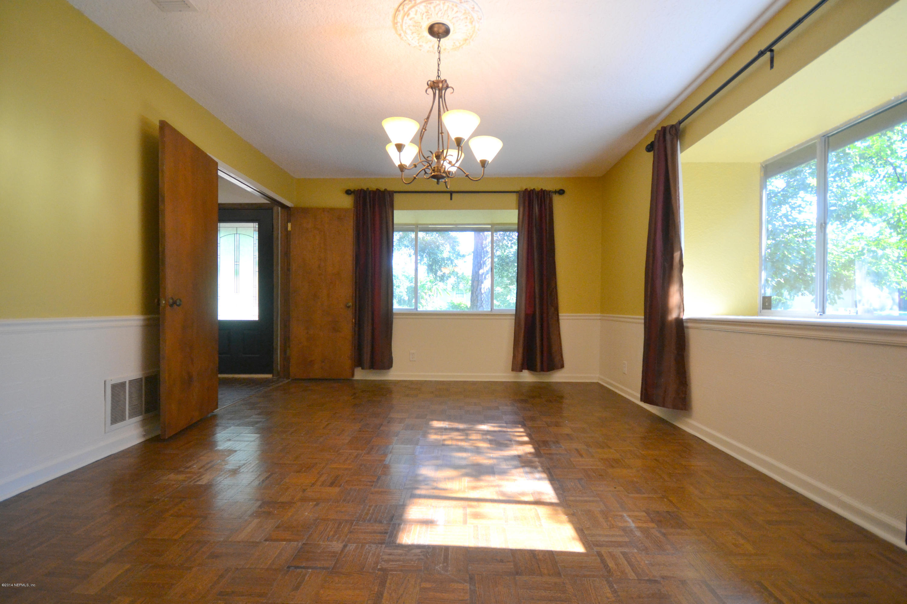 5730 Swamp Fox Road Jacksonville, FL 32210 - Photo 5 of 41 Plenty of Room to Entertain