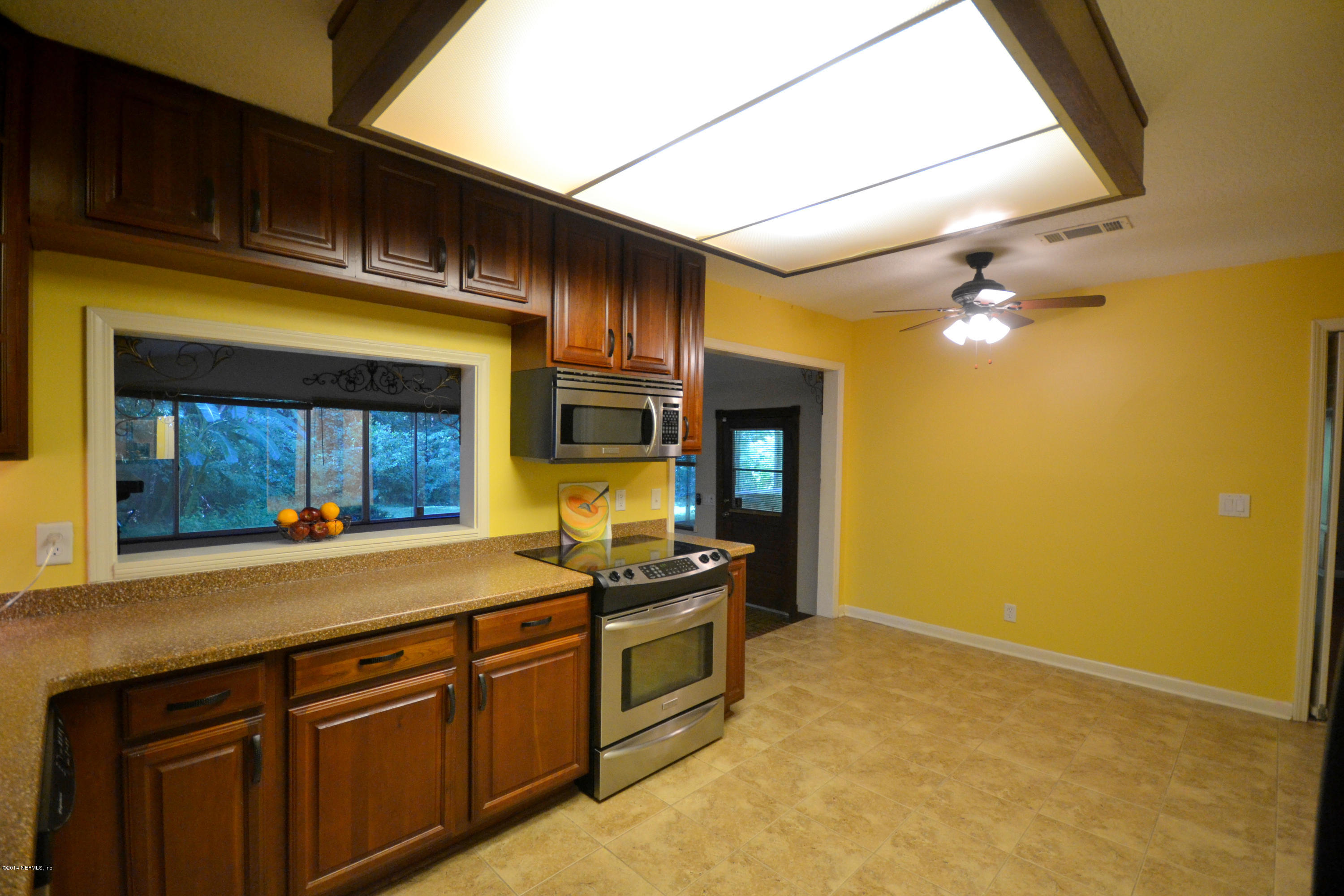 5730 Swamp Fox Road Jacksonville, FL 32210 - Photo 8 of 41 Breakfast Area in Kitchen