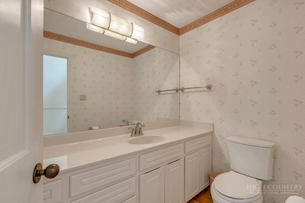 787 Hillcrest Circle Boone, NC 28607 - Photo 6 of 25