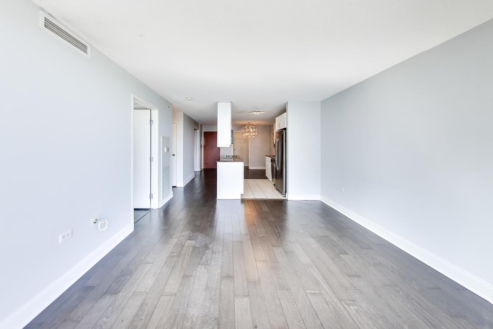 800 Elgin Road, Unit 913 Evanston, IL 60201 - Photo 18 of 61