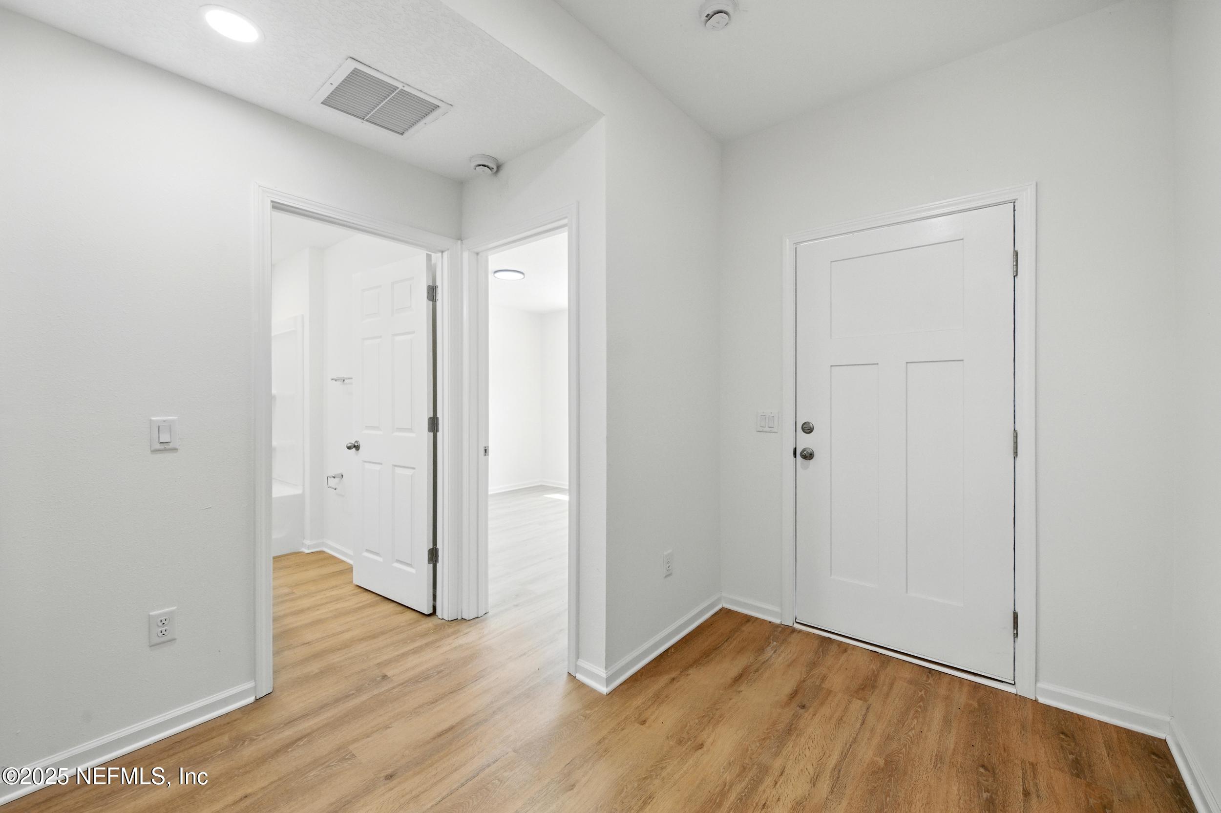 323 Rustic Road Satsuma, FL 32189 - Photo 8 of 29 photo_004