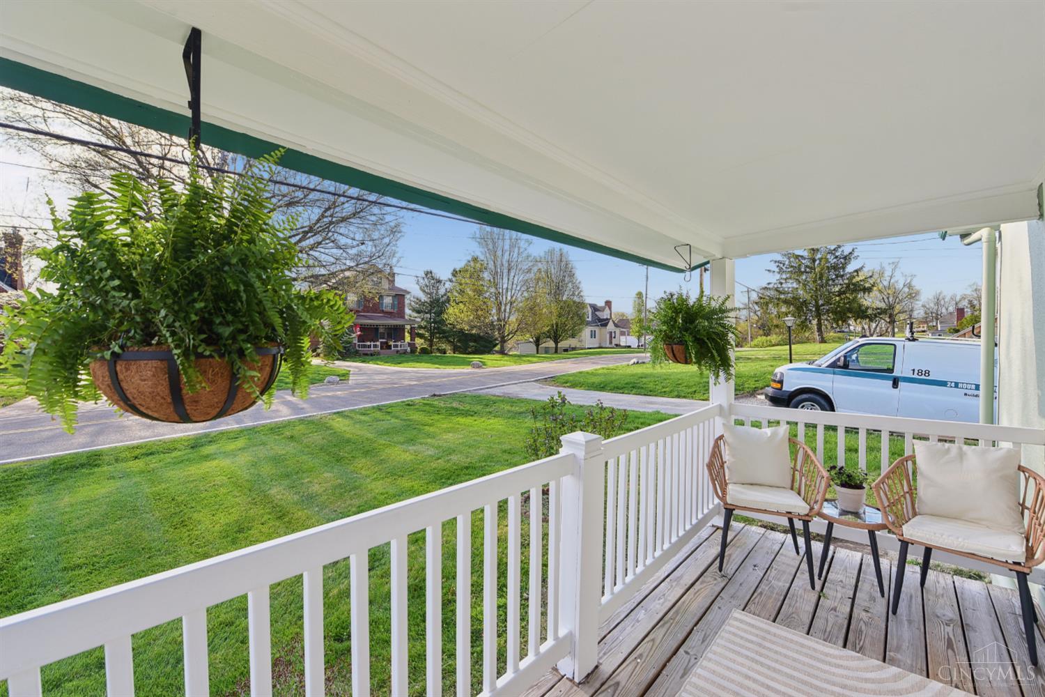4403 School Section Road Cincinnati, OH 45211 - Photo 4 of 21
