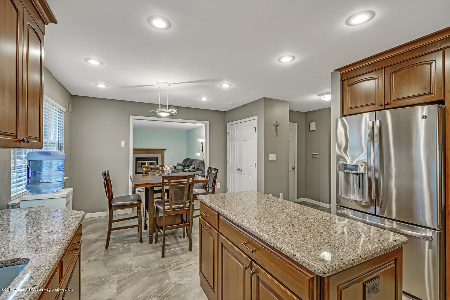 14 Rutherford Court Jackson, NJ 08527 - Photo 12 of 52 14 Rutherford Ct Jackson NJ-large-039-21
