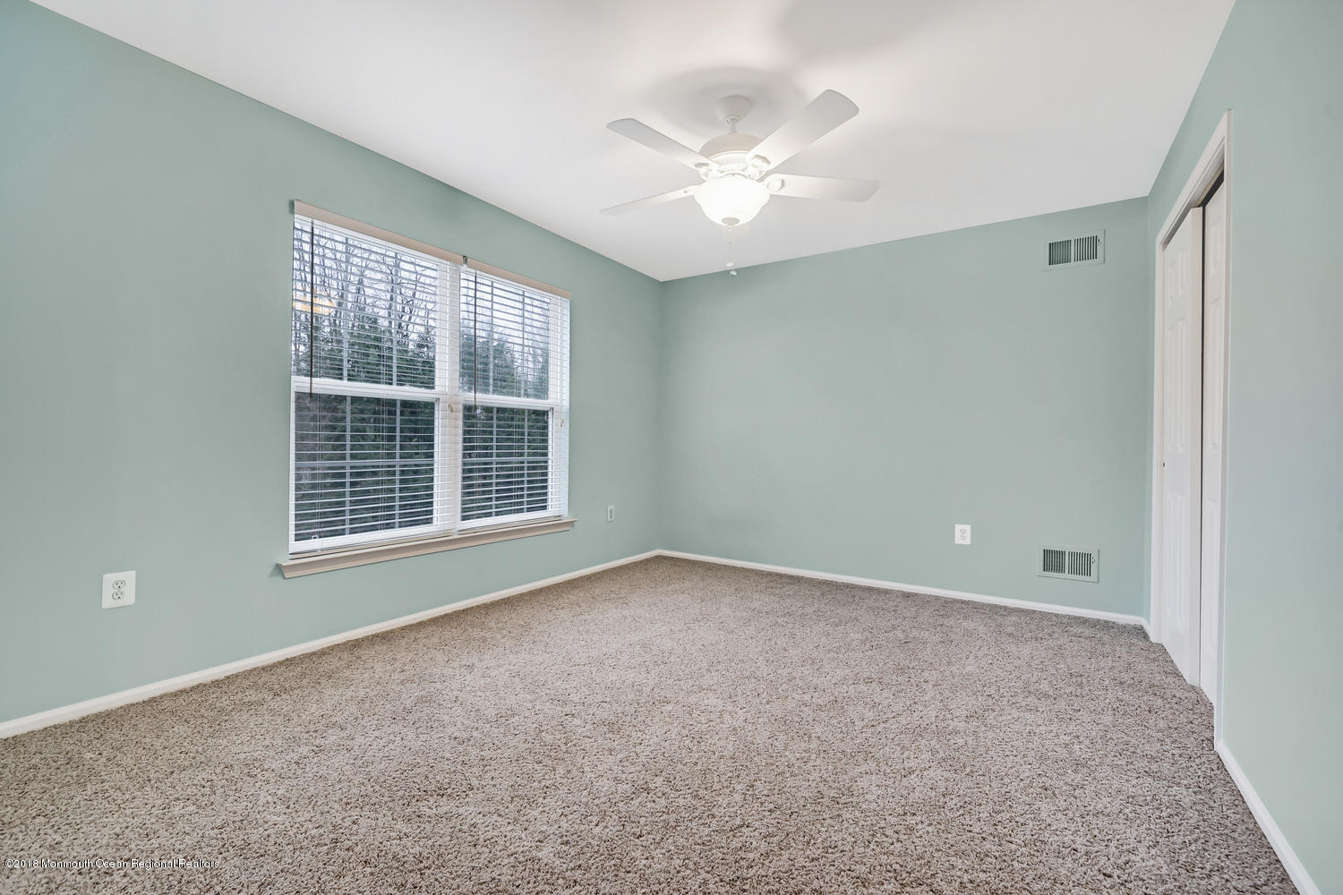 14 Rutherford Court Jackson, NJ 08527 - Photo 34 of 52 14 Rutherford Ct Jackson NJ-large-026-35