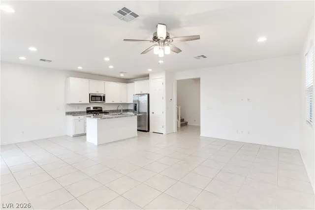 $2,420 | 10106 West Meranto Avenue, Las Vegas, NV 89178