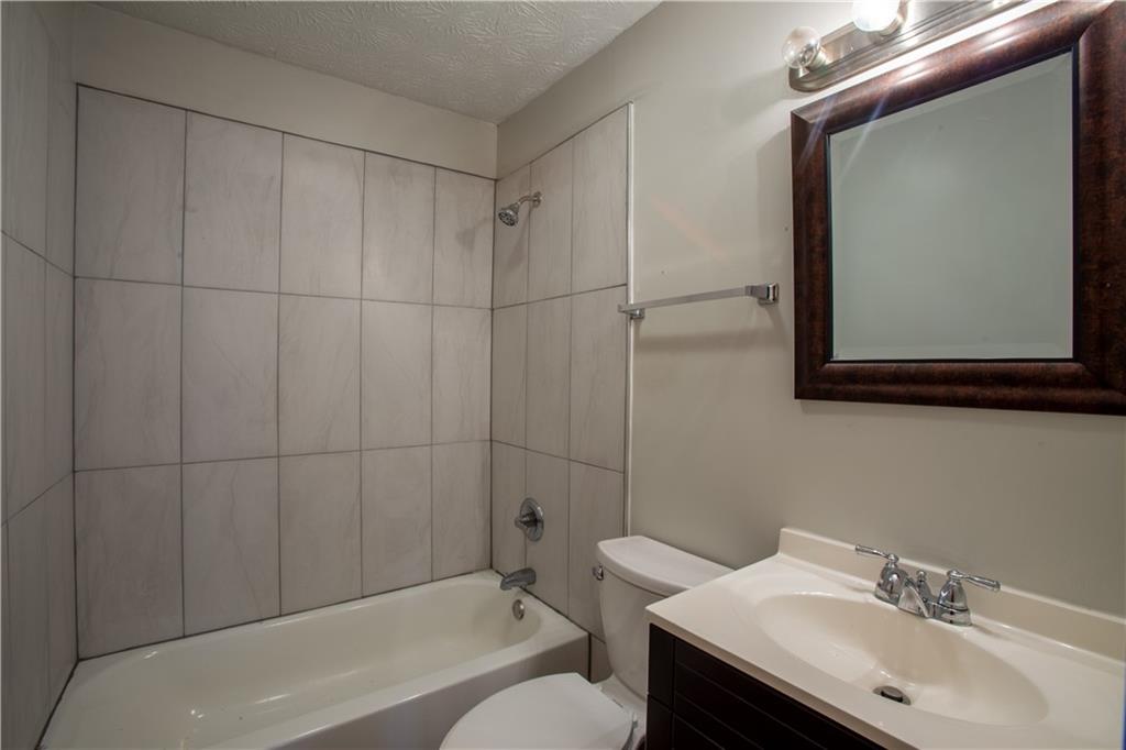 133 Nelson Street, Unit B Monroe, GA 30655 - Photo 15 of 21