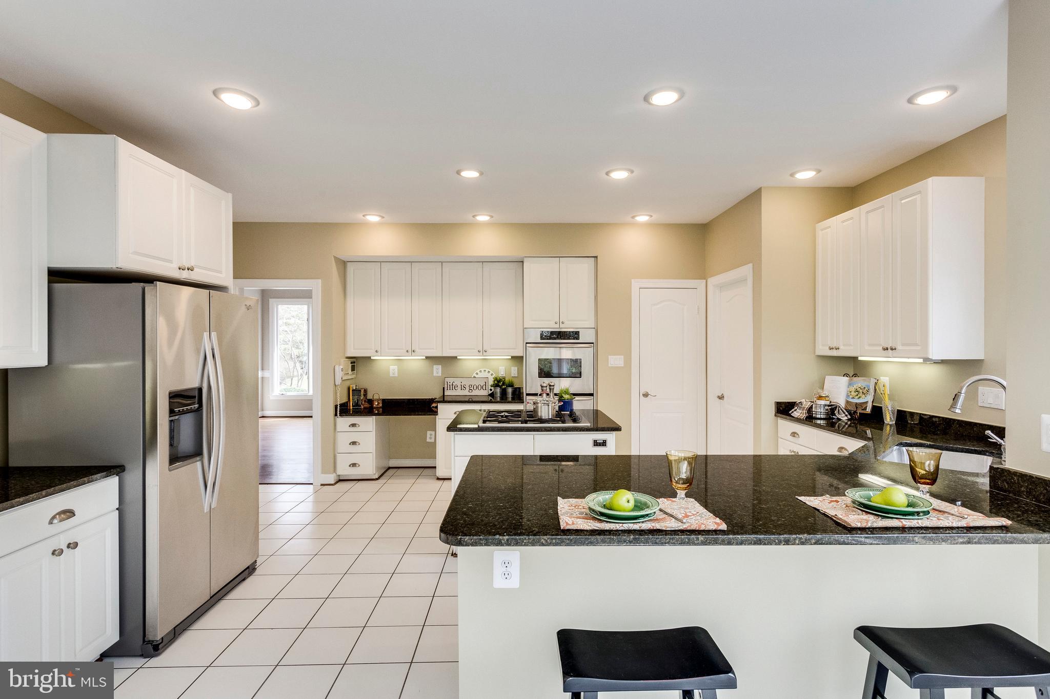 1308 Sawbridge Way Reston, VA 20194 - Photo 23 of 61