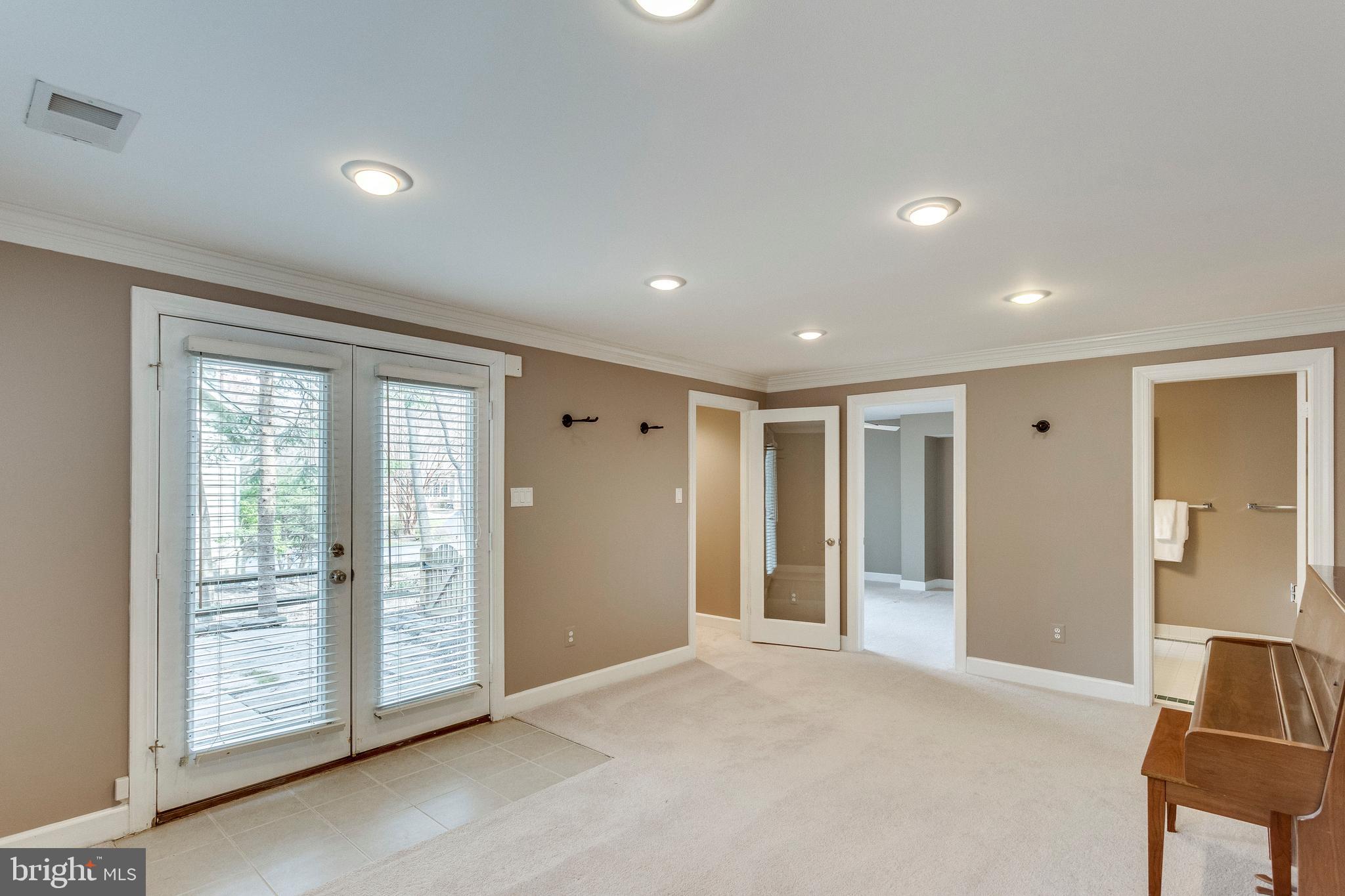 1308 Sawbridge Way Reston, VA 20194 - Photo 49 of 61