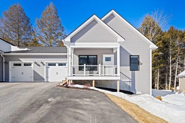 $549,000 | 27 Youngs Lane, Unit 27, Freeport, ME 04032
