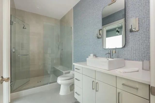 $18,000 | 1065 Peachtree Street Northeast, Unit 3604, Atlanta, GA 30309