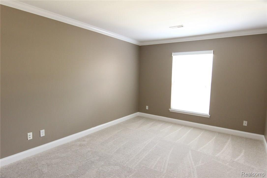 3601 Tremonte Circle, Unit 313 Rochester, MI 48306 - Photo 31 of 34 IMG_5657.JPG