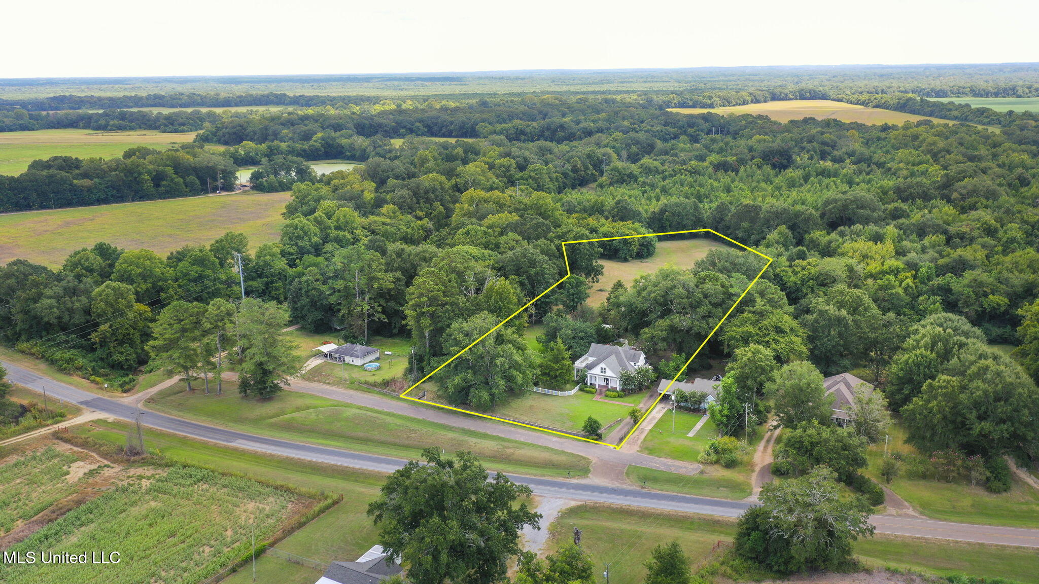 818 Cannon Avenue Bentonia, MS 39040 - Photo 12 of 110 Drone 4