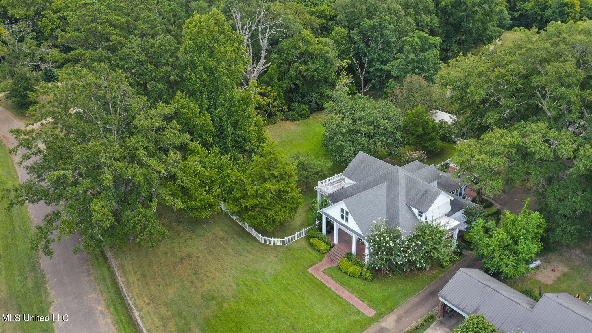 818 Cannon Avenue Bentonia, MS 39040 - Photo 17 of 110 Drone 9