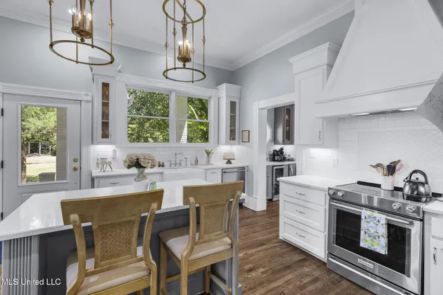 $395,000 | 818 Cannon Avenue, Bentonia, MS 39040