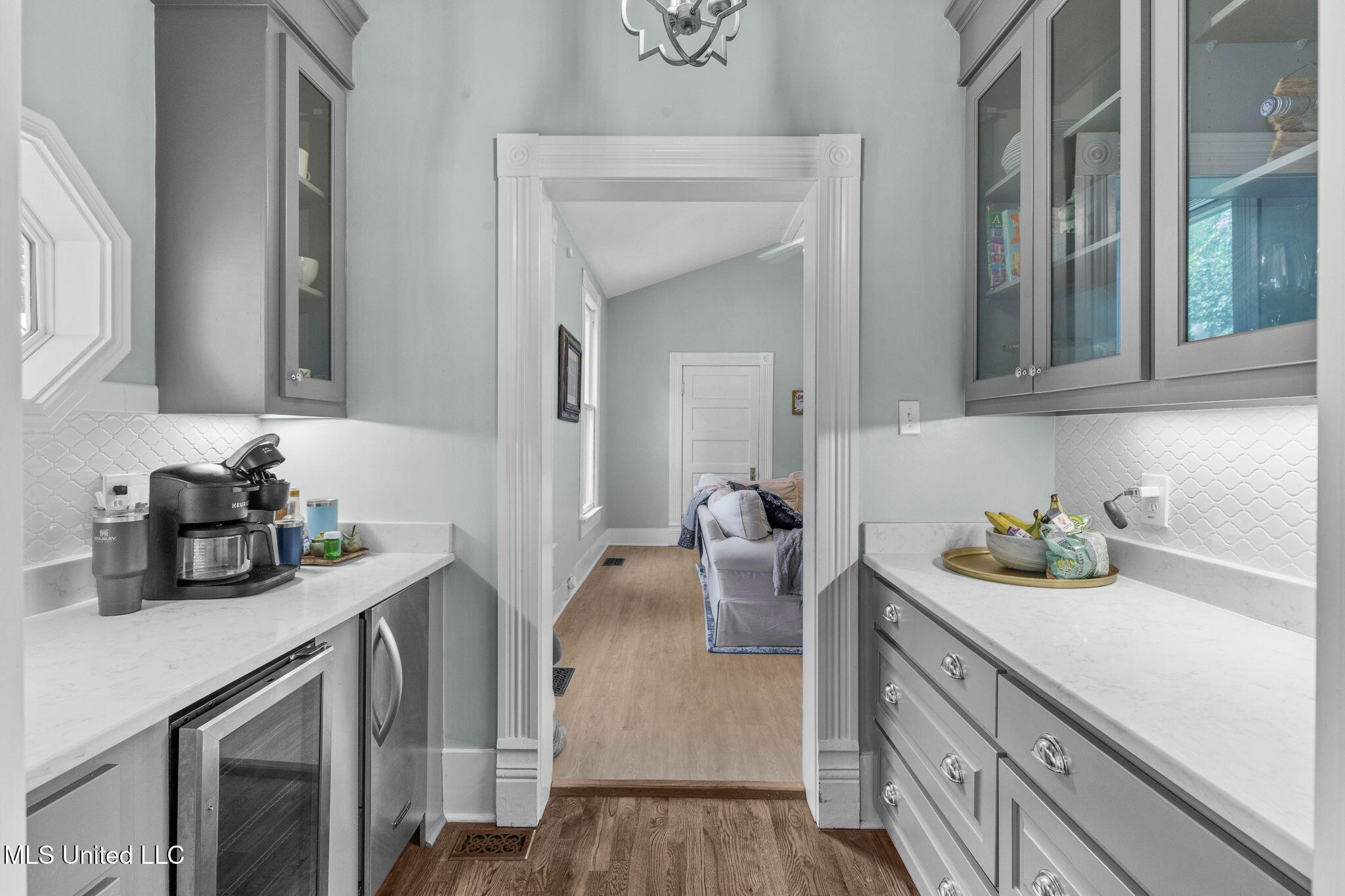 818 Cannon Avenue Bentonia, MS 39040 - Photo 39 of 110 Butler's Pantry 1