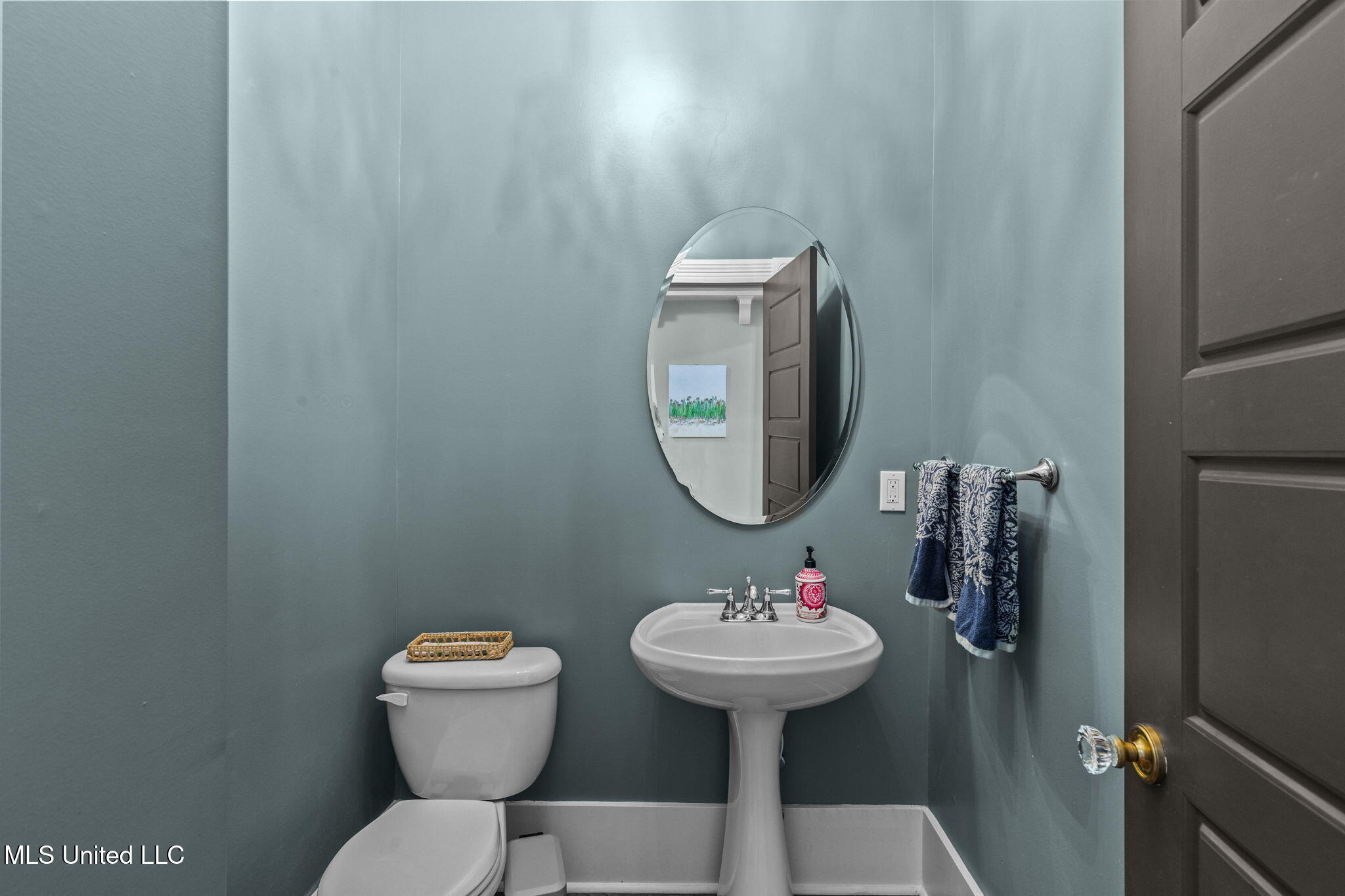 818 Cannon Avenue Bentonia, MS 39040 - Photo 47 of 110 Half Bath 2