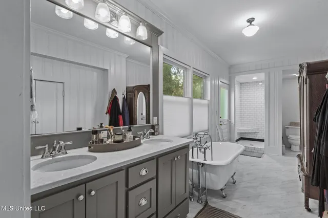 $395,000 | 818 Cannon Avenue, Bentonia, MS 39040