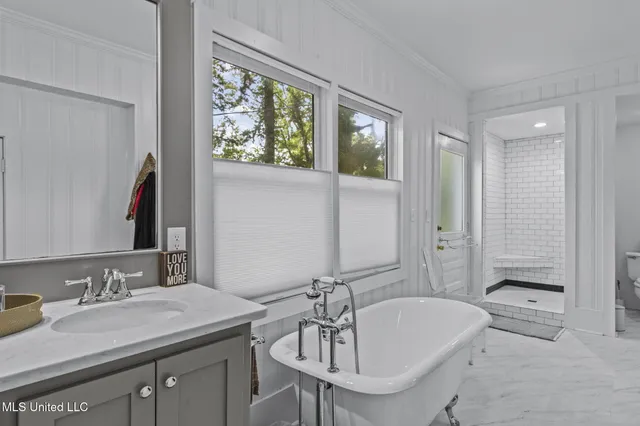 $395,000 | 818 Cannon Avenue, Bentonia, MS 39040