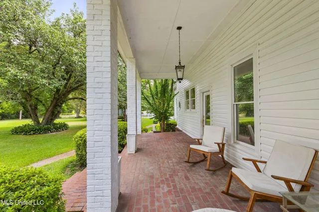 $395,000 | 818 Cannon Avenue, Bentonia, MS 39040