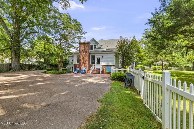 $395,000 | 818 Cannon Avenue, Bentonia, MS 39040