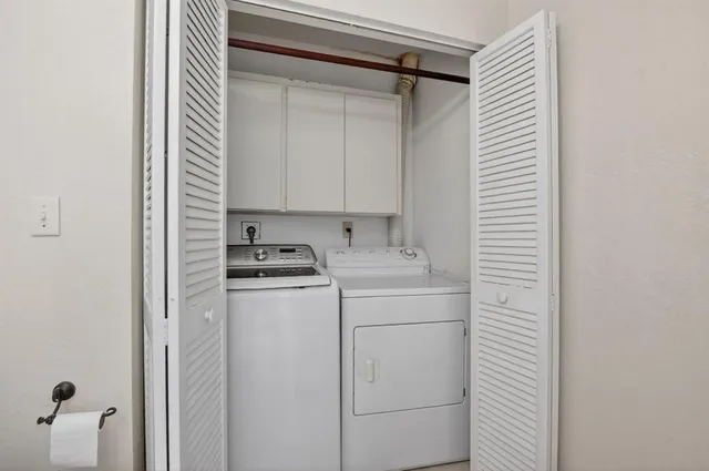 $3,490 | 596 Southeast 20th Avenue, Unit 4, Deerfield Beach, FL 33441