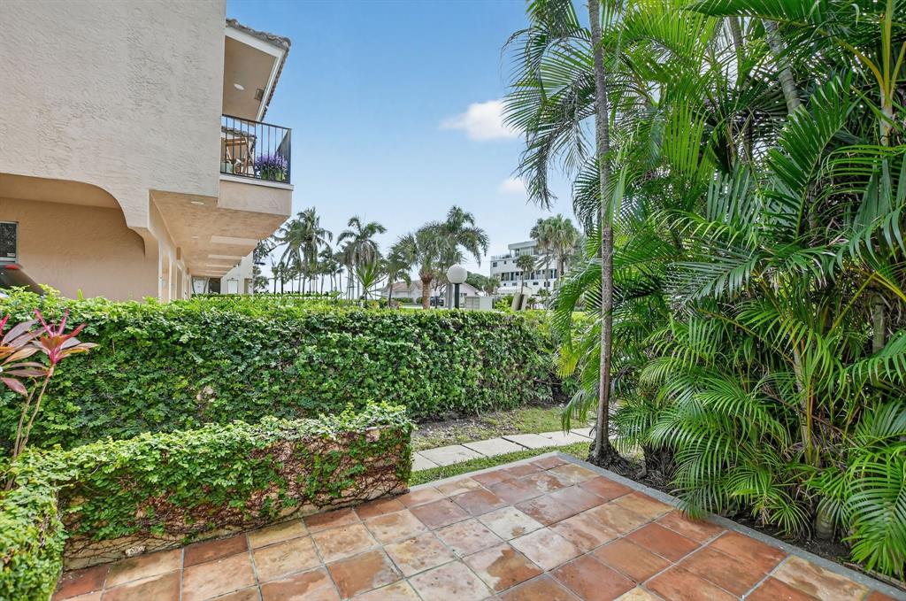 596 Southeast 20th Avenue, Unit 4 Deerfield Beach, FL 33441 - Photo 50 of 51