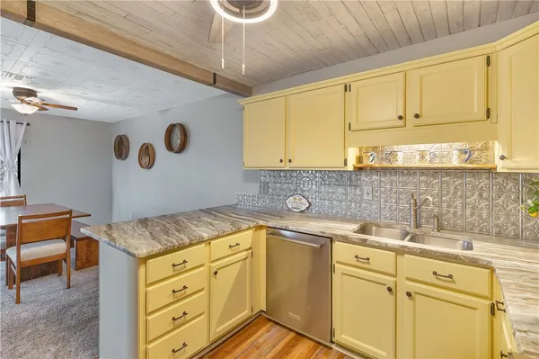 $439,900 | 321 Coveview Court, Salem, SC 29676