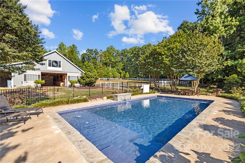 8073 Hambright Road Huntersville, NC 28078 - Photo 13 of 47 Gallery Image 13