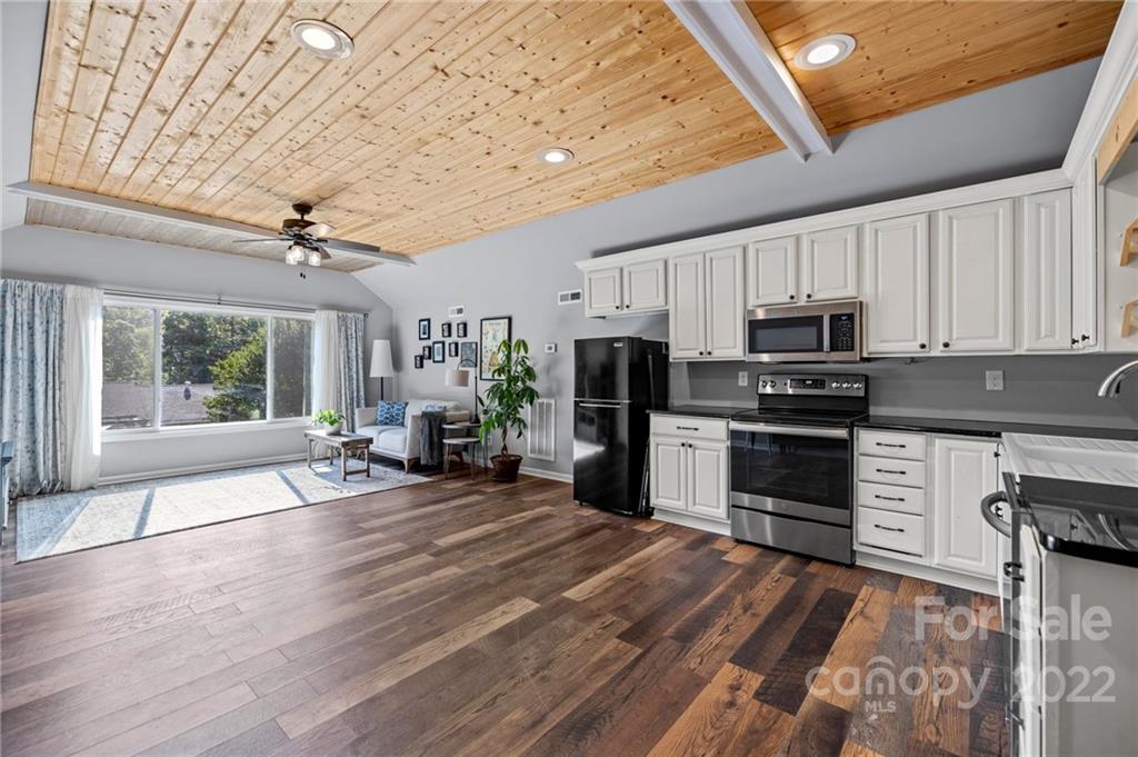 8073 Hambright Road Huntersville, NC 28078 - Photo 41 of 47 Gallery Image 41