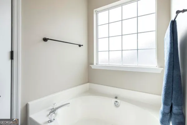 $255,000 | 112 Knights Bridge, Warner Robins, GA 31093