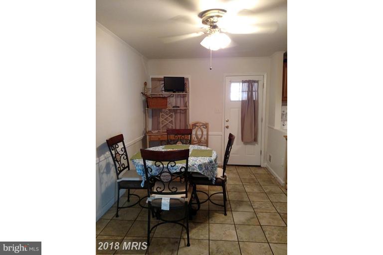 9812 Buckner Road Manassas, VA 20110 - Photo 6 of 10 Dining Room