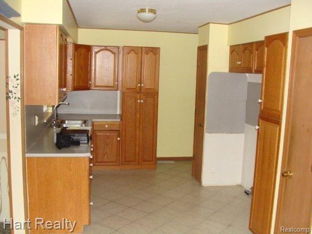 50 East Galbraith Line Road Melvin, MI 48454 - Photo 9 of 23 022.jpg