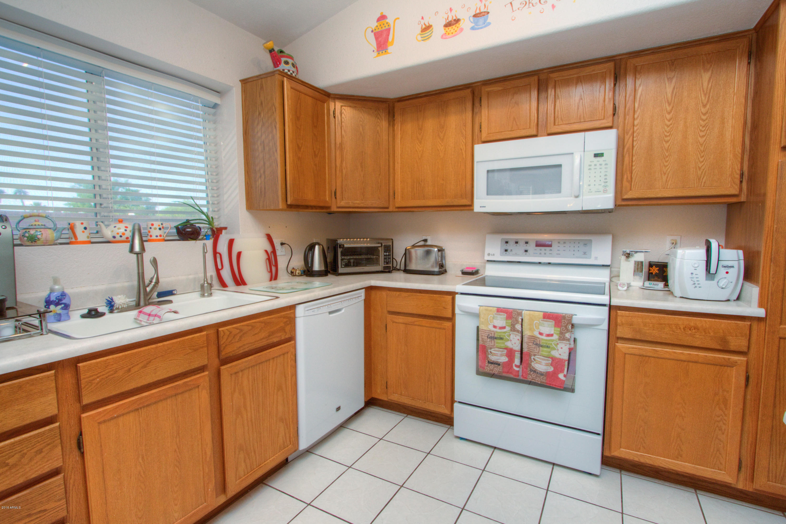 189 West Patrick Street Gilbert, AZ 85233 - Photo 11 of 32 11