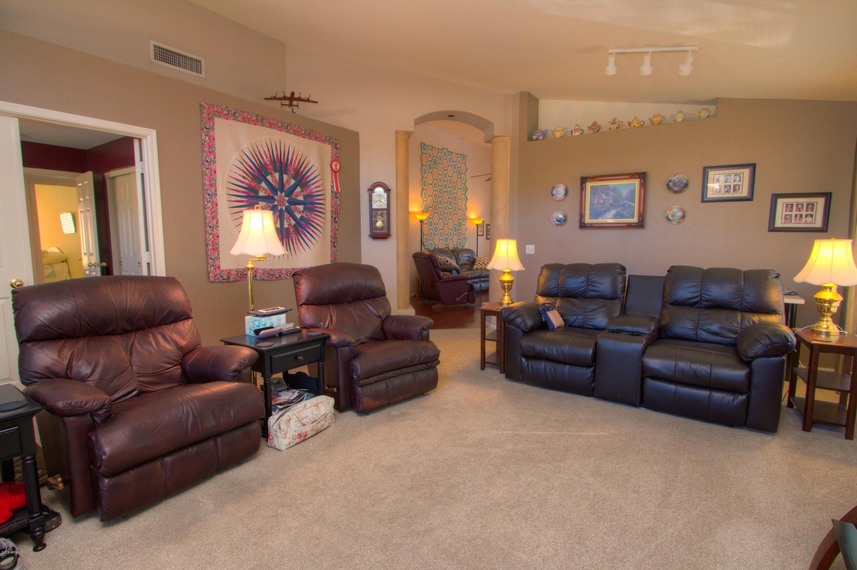 189 West Patrick Street Gilbert, AZ 85233 - Photo 4 of 32 04