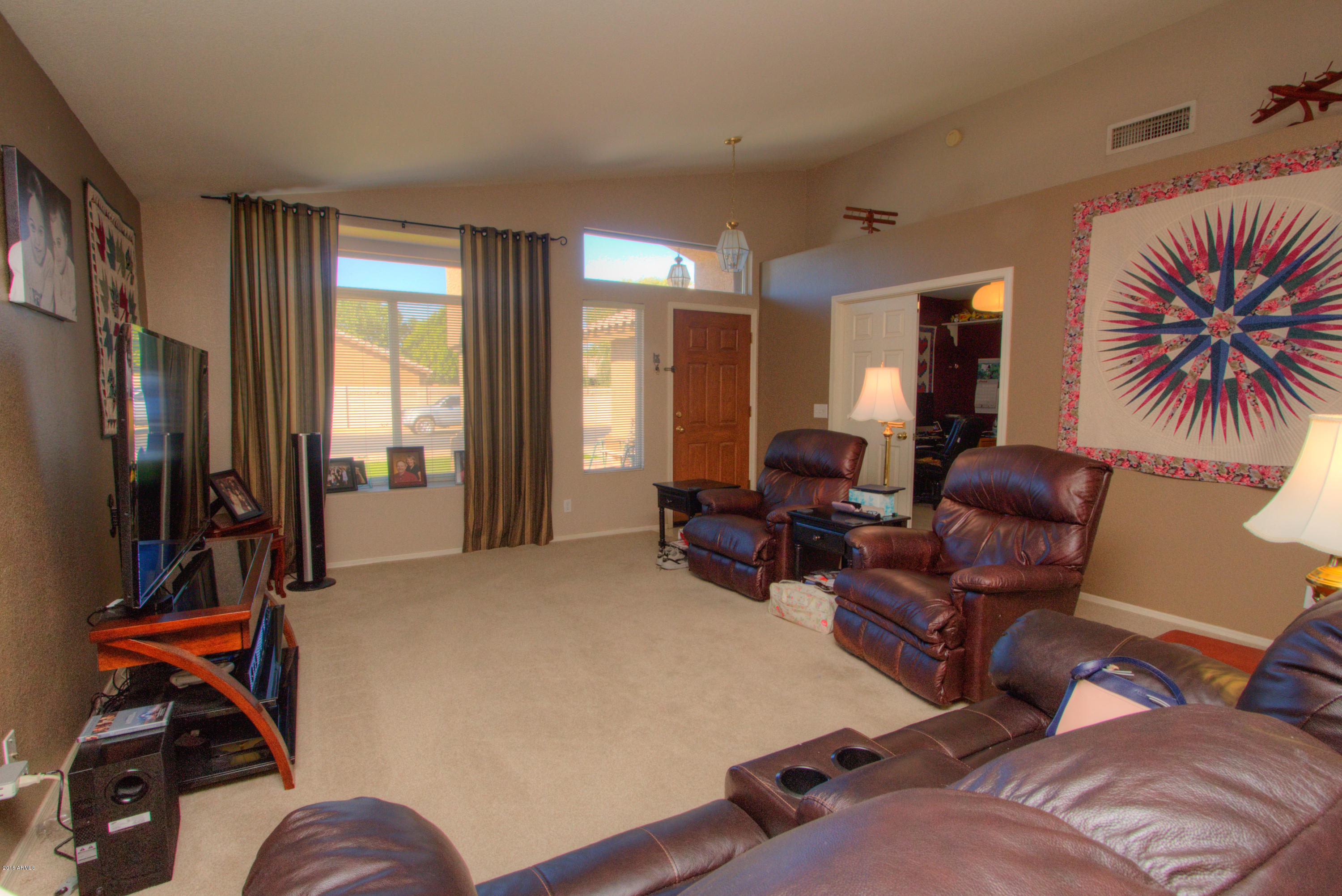 189 West Patrick Street Gilbert, AZ 85233 - Photo 5 of 32 05