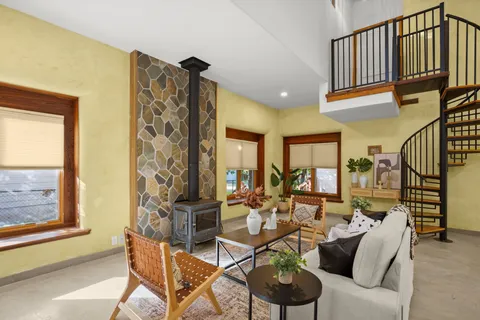 $599,900 | 913 Taulbee Lane, Austin, TX 78757