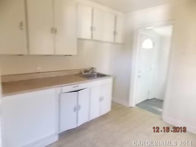 1714 Brook Road Charlotte, NC 28205 - Photo 3 of 7 Gallery Image 3