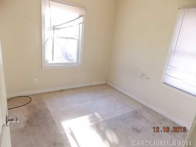 1714 Brook Road Charlotte, NC 28205 - Photo 5 of 7 Gallery Image 5