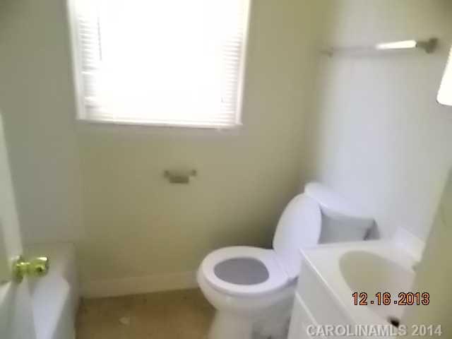 1714 Brook Road Charlotte, NC 28205 - Photo 6 of 7 Gallery Image 6
