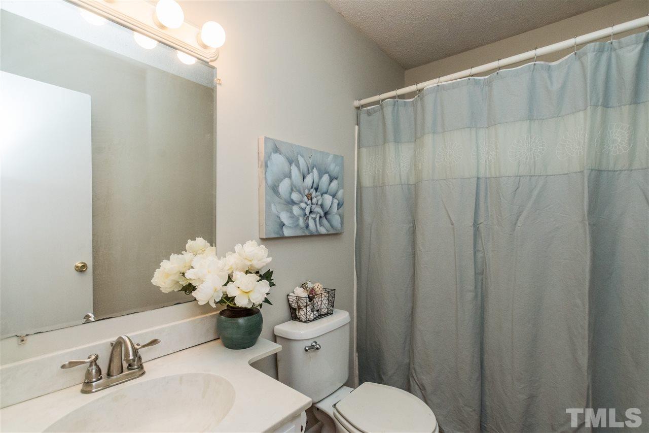 604 Dylan Court Raleigh, NC 27606 - Photo 11 of 15