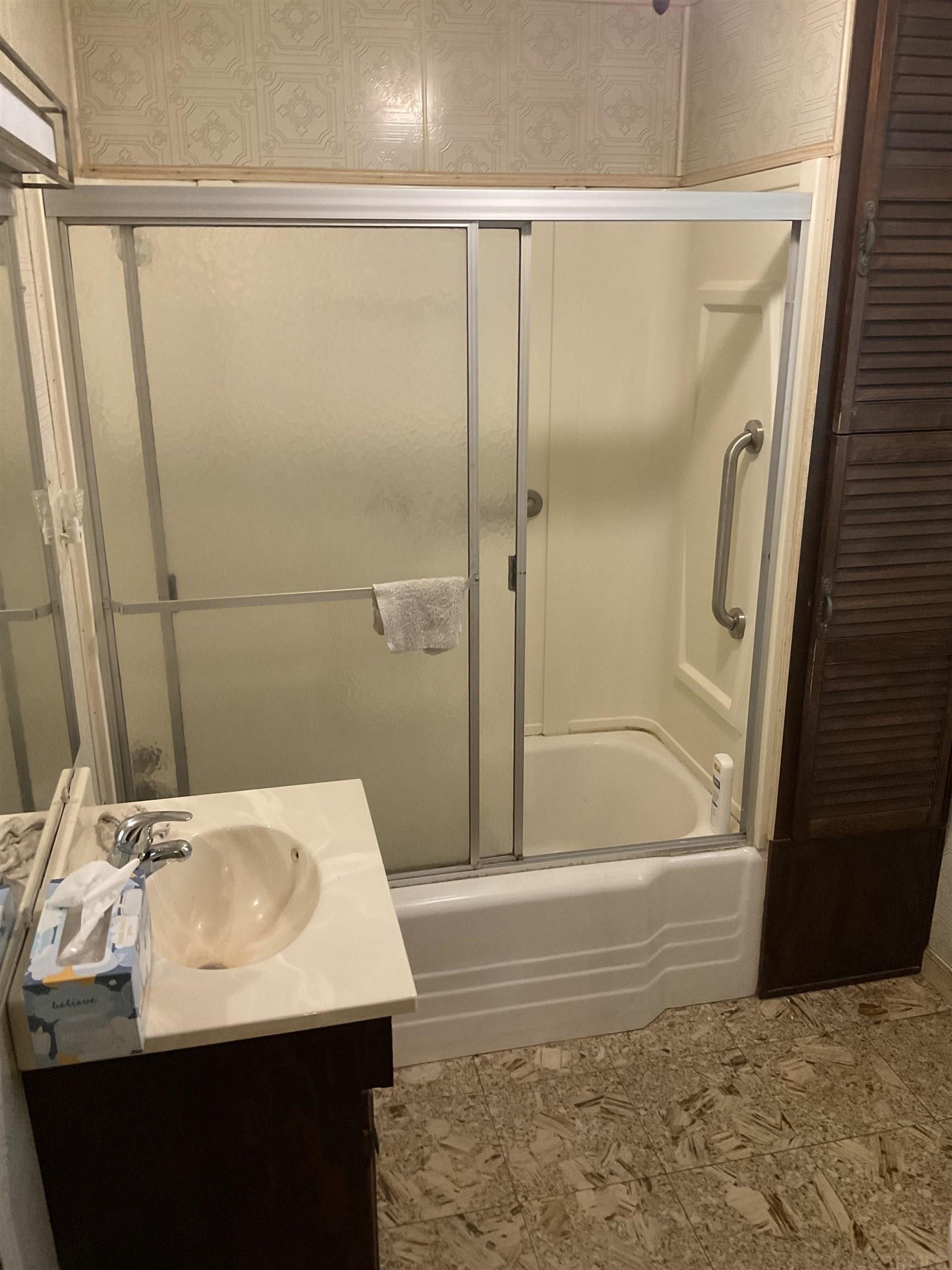 6027 Wayne Trace Fort Wayne, IN 46816 - Photo 7 of 20