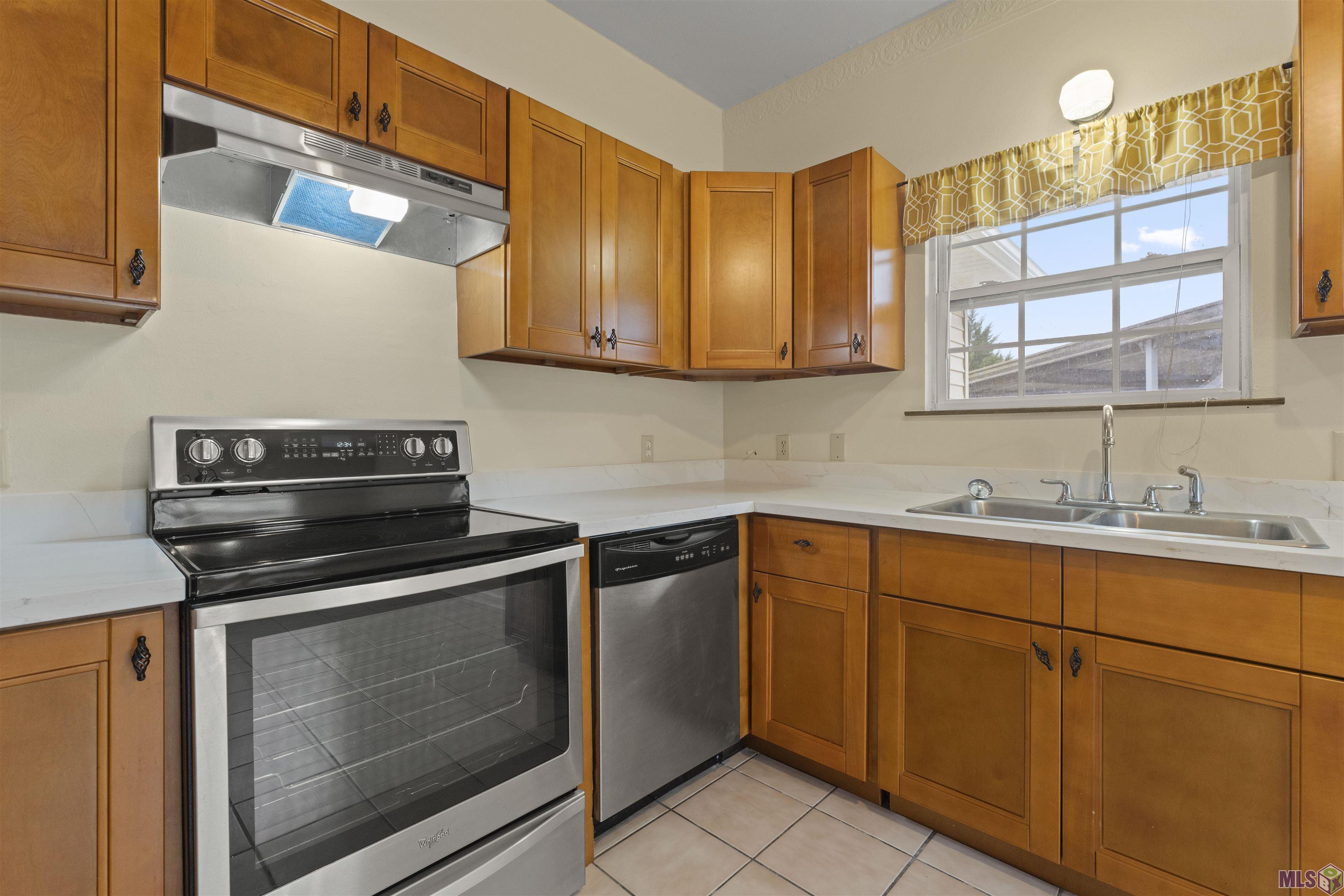 14930 Point Chenier Avenue Baton Rouge, LA 70817 - Photo 6 of 17 Gallery Image 6