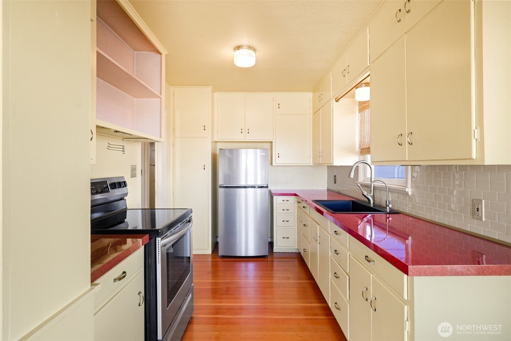 520 South Golf Course Road Port Angeles, WA 98362 - Photo 12 of 40