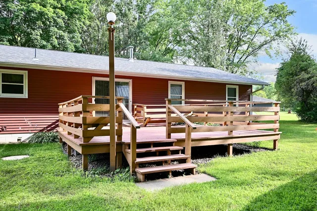 $319,900 | 26283 Meadowbrook Lane, Winona, MN 55987