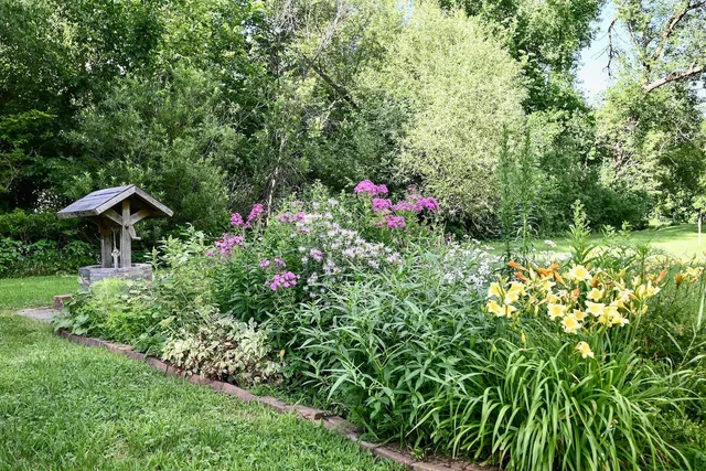 $319,900 | 26283 Meadowbrook Lane, Winona, MN 55987